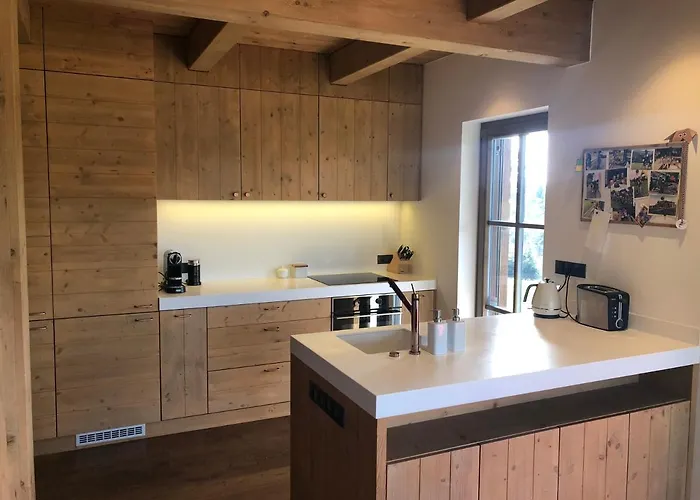 Mountain Chalet Korenov